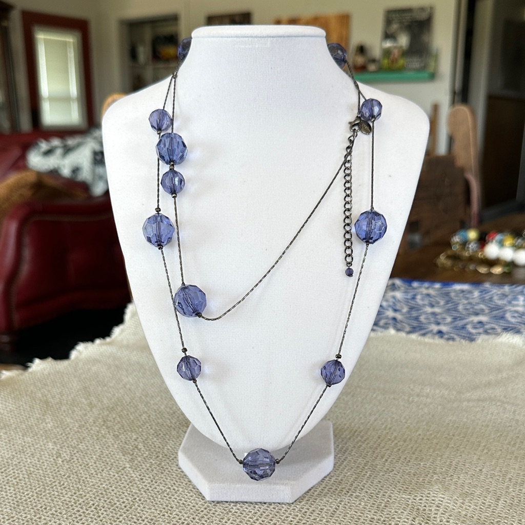 Express Lavender Beaded Necklace 28$